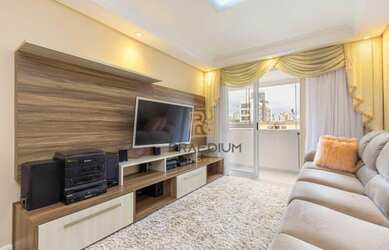 Imagem: O apartamento possui 3 Dormitórios, 2 Banheiros, 2 Vagas na