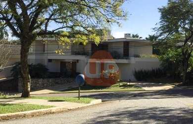 Imagem: A casa em condomínio possui 3 Dormitórios, 5 Banheiros, 5