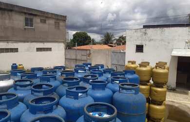 Imagem 4: Vendo revenda de gás. 