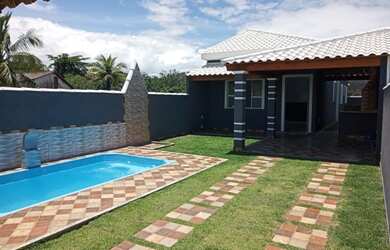 Imagem: A casa possui 2 Dormitórios e está localizado em Barra Nova