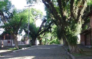 Imagem 1: Terreno residencial à venda, Bairro Vila Ipiranga, Porto Alegre
