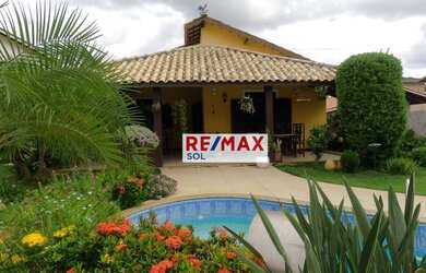 Imagem: A casa em condomínio possui 4 Dormitórios, 4 Banheiros, 3