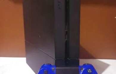 Imagem: A casa possui 4 Dormitórios, 1 Vaga na garagem e está localizado