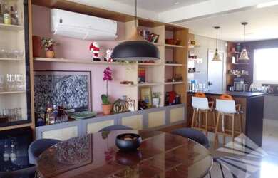 Imagem: O apartamento possui 3 Dormitórios, 2 Banheiros, 3 Vagas na