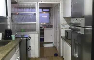 Imagem: O apartamento possui 2 Dormitórios, 3 Banheiros, 2 Vagas na