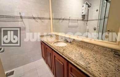 Imagem 15: Apartamento à venda no Leblon com 130m² 3 quartos sendo 1 suíte 1 vaga