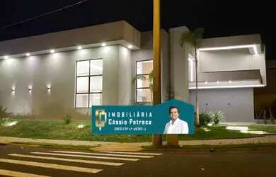 Imagem: A casa em condomínio possui 3 Dormitórios, 5 Banheiros, 4