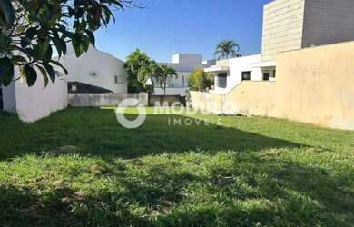 Imagem: O terreno possui 385m² de Área e está localizado em Nova