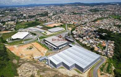 Imagem: O depósito possui 13320m² de Área e está localizado em Amazonas