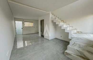 Imagem 2: Casa Geminada com 2 quarto s à venda no bairro Aventureiro em Joinville,...