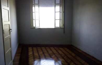 Imagem: O apartamento possui 2 Dormitórios, 1 Banheiro, 47m² de Área