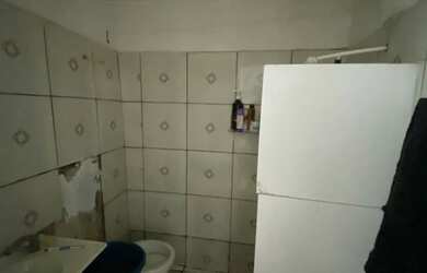 Imagem 4: VENDO CASA. 2 Banheirose2 Dormitórios