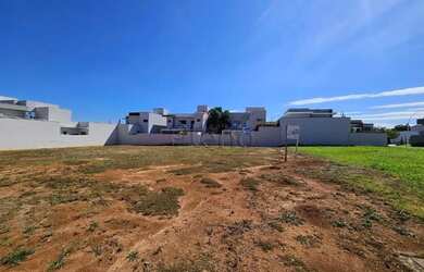 Imagem: O terreno possui 382m² de Área e está localizado em Jardim