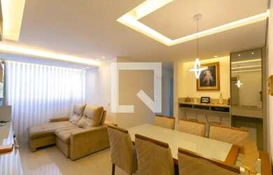 Imagem: O apartamento possui 3 Dormitórios, 2 Banheiros, 3 Vagas na