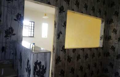 Imagem: A casa possui 1 Dormitório, 1 Banheiro e 40m² de Área e está