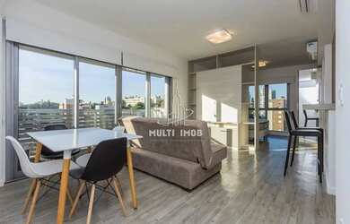 Imagem: O apartamento possui 1 Dormitório, 1 Banheiro, 1 Vaga na garagem