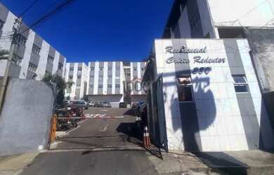 Imagem: O apartamento possui 3 Dormitórios, 1 Banheiro, 1 Vaga na garagem