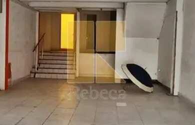 Imagem: O depósito possui 250m² de Área e está localizado em Luz