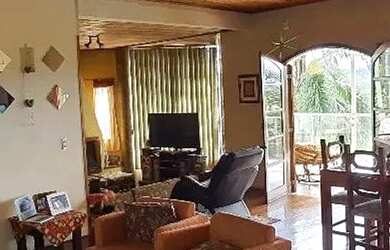 Imagem: A casa em condomínio possui 3 Dormitórios, 5 Banheiros, 5