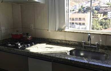 Imagem: O apartamento possui 2 Dormitórios, 1 Banheiro, 2 Vagas na