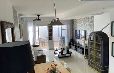 Imagem: A casa em condomínio possui 4 Dormitórios, 3 Banheiros, 4