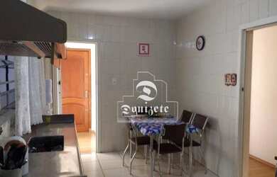 Imagem: O apartamento possui 3 Dormitórios, 1 Banheiro, 137m² de Área