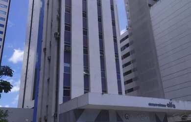 Imagem: O depósito possui 4 Vagas na garagem, 150m² de Área e está