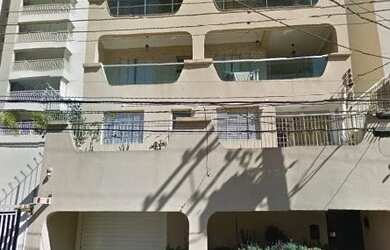 Imagem: O apartamento possui 4 Dormitórios, 2 Banheiros, 3 Vagas na