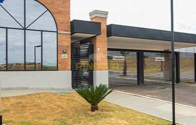 Imagem: O terreno possui 10m² de Área e está localizado em Villa