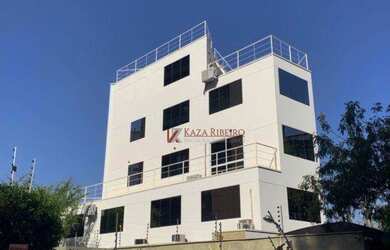 Imagem: O depósito possui 5 Vagas na garagem, 550m² de Área e está