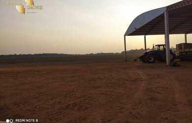 Imagem: A fazenda possui 22.230.000m² de Área e está localizado