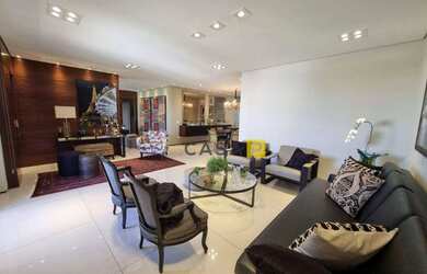 Imagem: O apartamento possui 3 Dormitórios, 1 Banheiro, 2 Vagas na