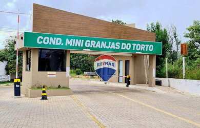 Imagem: A casa em condomínio possui 4 Dormitórios, 3 Banheiros, 2