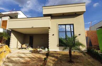 Imagem: A casa em condomínio possui 3 Dormitórios, 4 Banheiros, 4