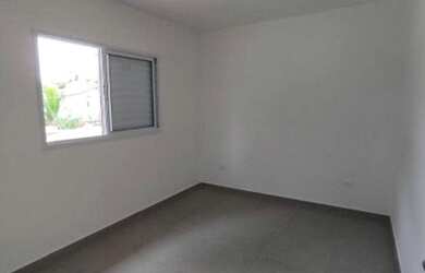 Imagem: A casa possui 2 Dormitórios, 1 Banheiro, 1 Vaga na garagem