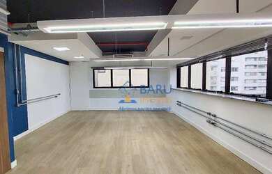 Imagem: O depósito possui 2 Vagas na garagem, 109m² de Área e está