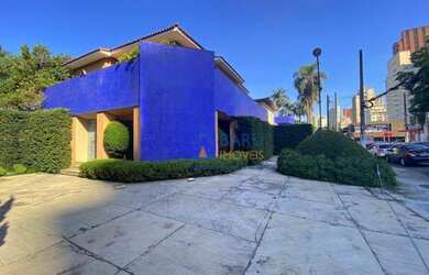 Imagem: O depósito possui 5 Vagas na garagem, 366m² de Área e está