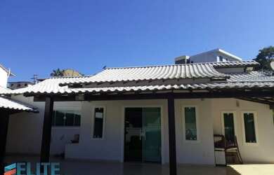 Imagem: A casa em condomínio possui 4 Dormitórios, 4 Banheiros, 1