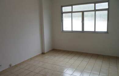 Imagem: O apartamento possui 2 Dormitórios, 1 Banheiro, 80m² de Área