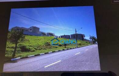 Imagem: O terreno possui 525m² de Área e está localizado em Arujá