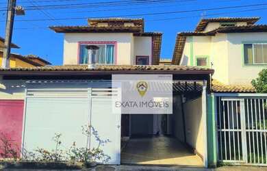 Imagem: A casa possui 2 Dormitórios, 3 Banheiros, 2 Vagas na garagem