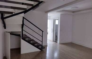 Imagem: A casa em condomínio possui 2 Dormitórios, 3 Banheiros, 2