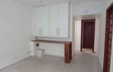 Imagem: O depósito possui 1 Vaga na garagem e 54m² de Área e está