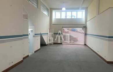 Imagem: O depósito possui 220m² de Área e está localizado em Jardim