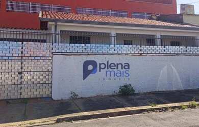 Imagem: A casa possui 1 Dormitório, 1 Banheiro, 2 Vagas na garagem