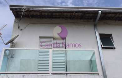 Imagem: A casa possui 2 Dormitórios, 3 Banheiros, 2 Vagas na garagem