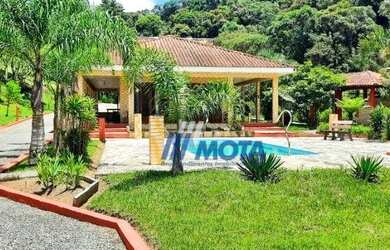 Imagem: A chácara possui 250m² de Área e está localizado em Borda