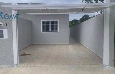 Imagem: A casa possui 2 Dormitórios, 2 Banheiros, 4 Vagas na garagem