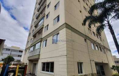 Imagem: O apartamento possui 3 Dormitórios, 1 Banheiro, 2 Vagas na