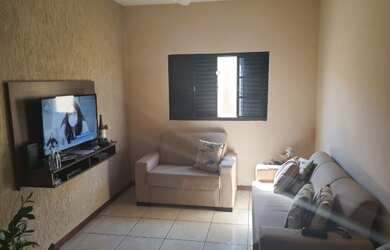 Imagem 4: Casa Bairro Fabricio Bairro Vila Sta Cruz Terreno 684 metros quadrados